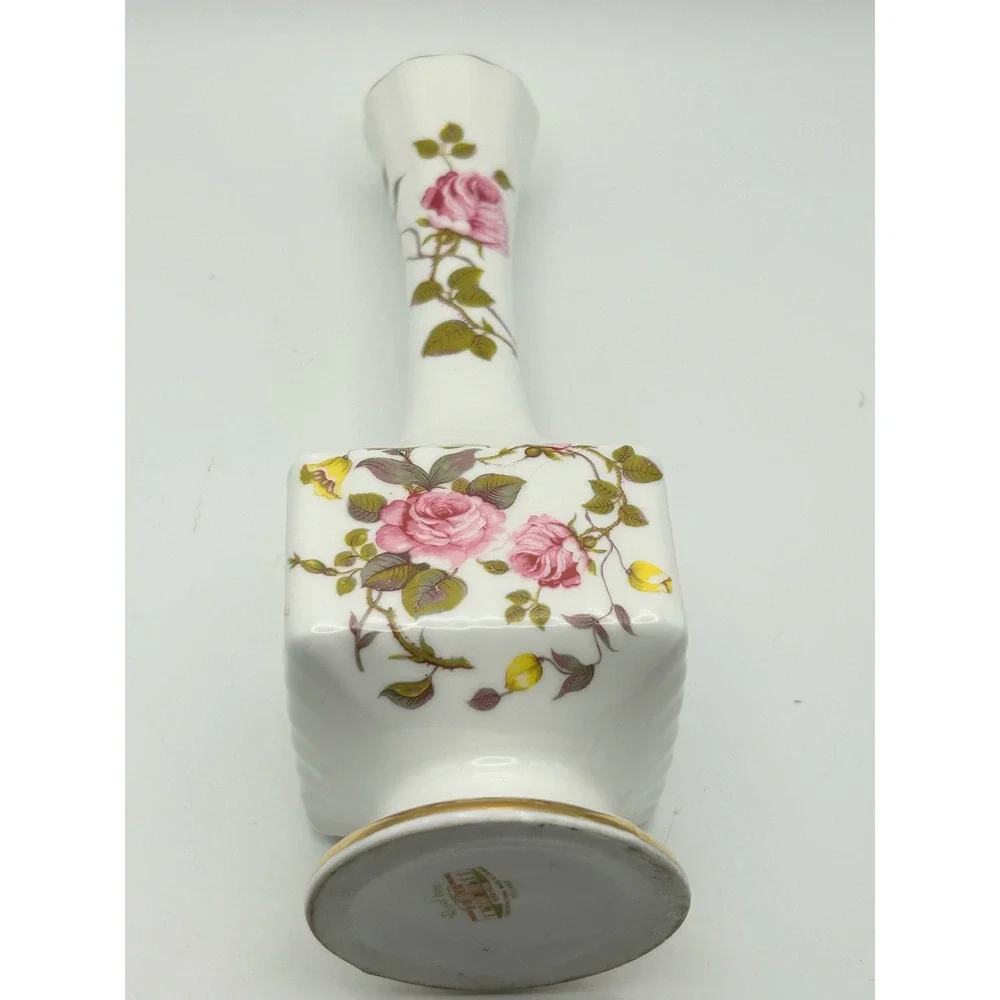 Royal Tara Ireland Fine Bone China Bud Vase Pink Rose Floral Gold Trim 7.5 Inch‎
